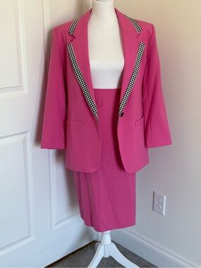 Women's Hot Pink Pencil Skirt Suit - Classic Professional Style
